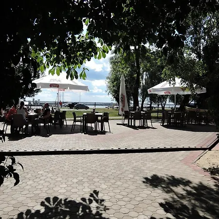 In By Szczecin Lagoon בית נופש *